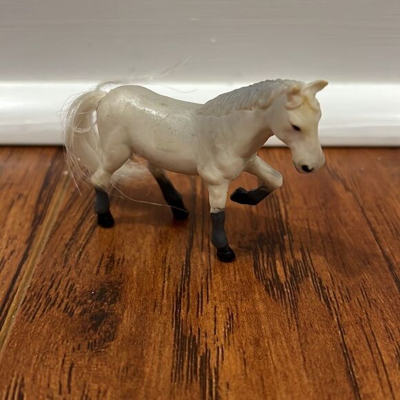 Vintage 1998 Lipizzaner Mini Model Toy Stallion Horse 2.5” Figure - Picture 7 of 10